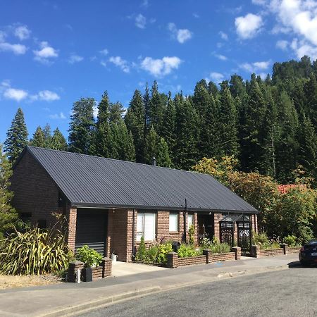 Villa 27 Alpine Avenue Hanmer Springs Exterior foto